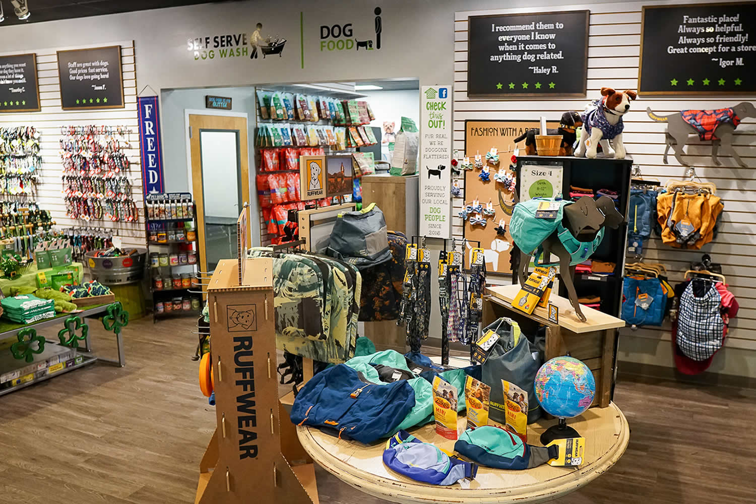 just-dog-people-dog-treats-food-services-garner-clayton-smithfield-raleigh-nc-pet-supplies-dog-grooming-services-4