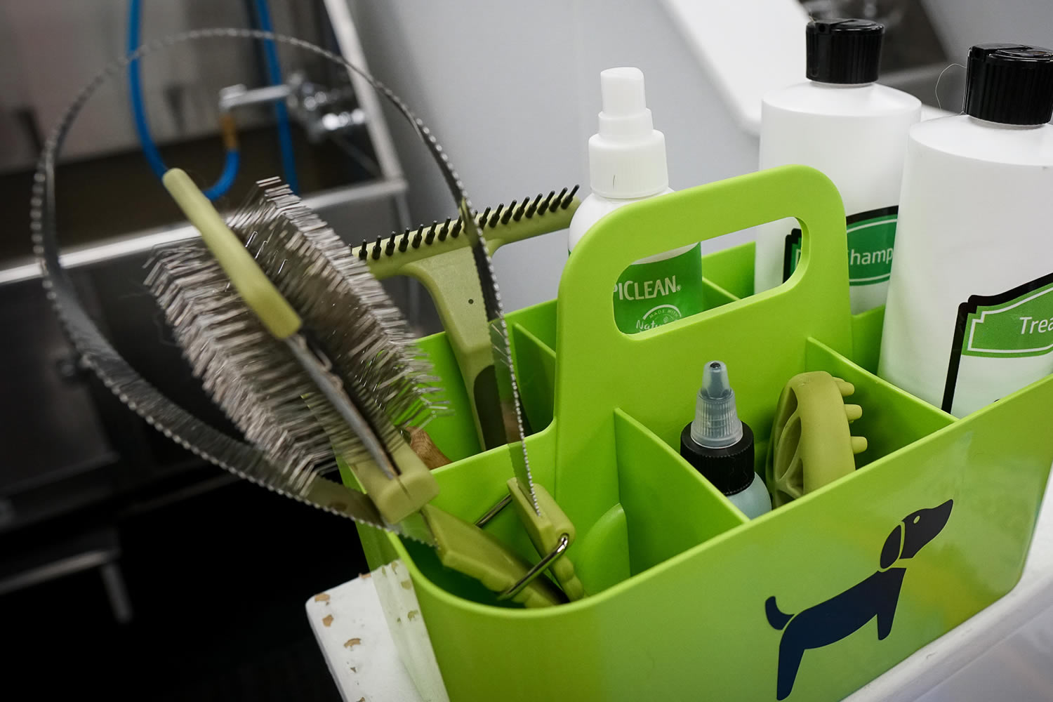 just-dog-people-dog-treats-food-services-garner-clayton-smithfield-raleigh-nc-pet-supplies-dog-grooming-services-92